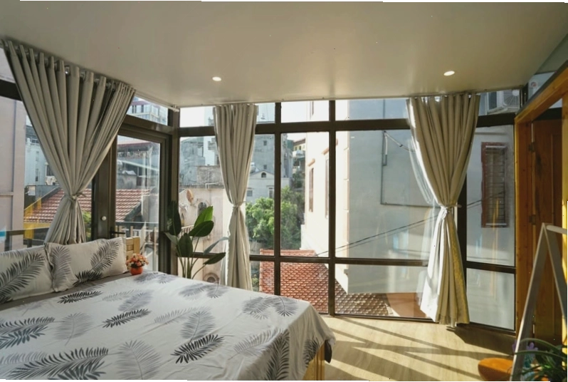 Almor Homestay với các phòng đón nắng tốt