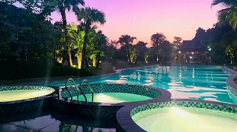 Ẩm thực đa dạng tại Minawa Kenhga Resort & Spa