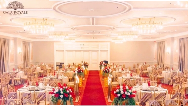 Ảnh chụp lối đi tại sảnh Gold tầng 3, nhà hàng Gala Royale