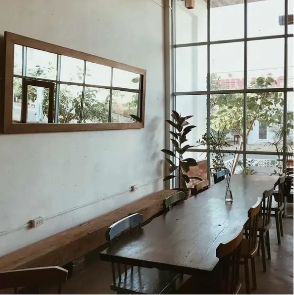Atelier Bistro & Cafe Phan Thiết với không gian sang trọng và tinh tế