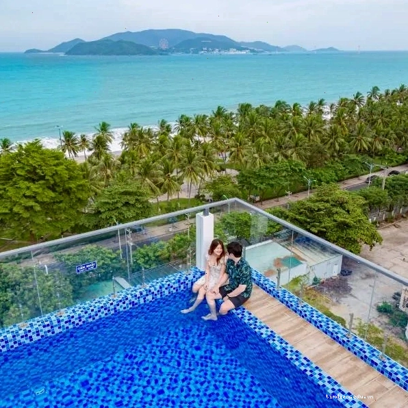 Azura Gold Hotel & Apartment, khách sạn nhìn ra biển ở Nha Trang