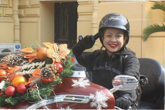 Bà chủ Cafe Mai với niềm đam mê mô tô