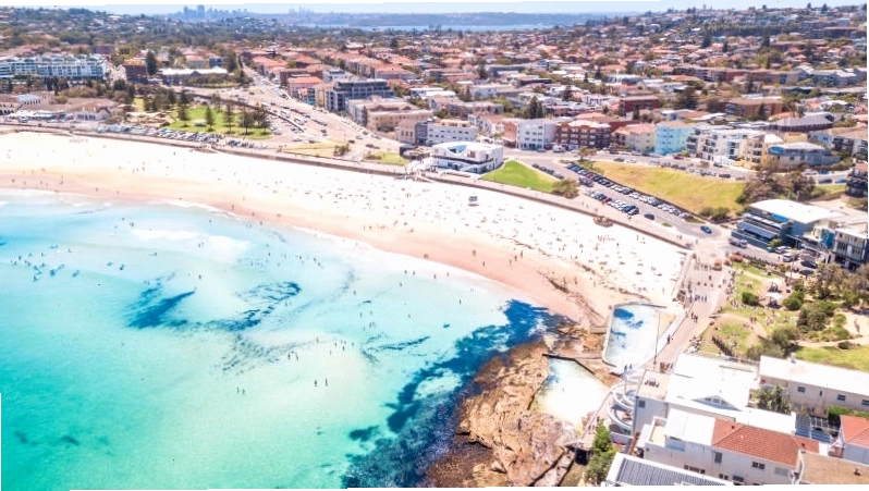 Bãi biển Bondi là điểm đến lý tưởng tại Úc được nhiều tín đồ mê du lịch yêu thích
