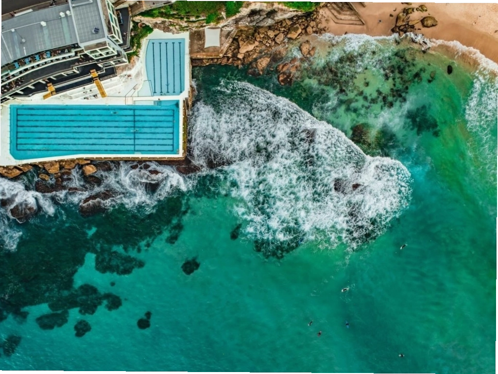 Bãi biển Bondi về đêm lung linh huyền ảo