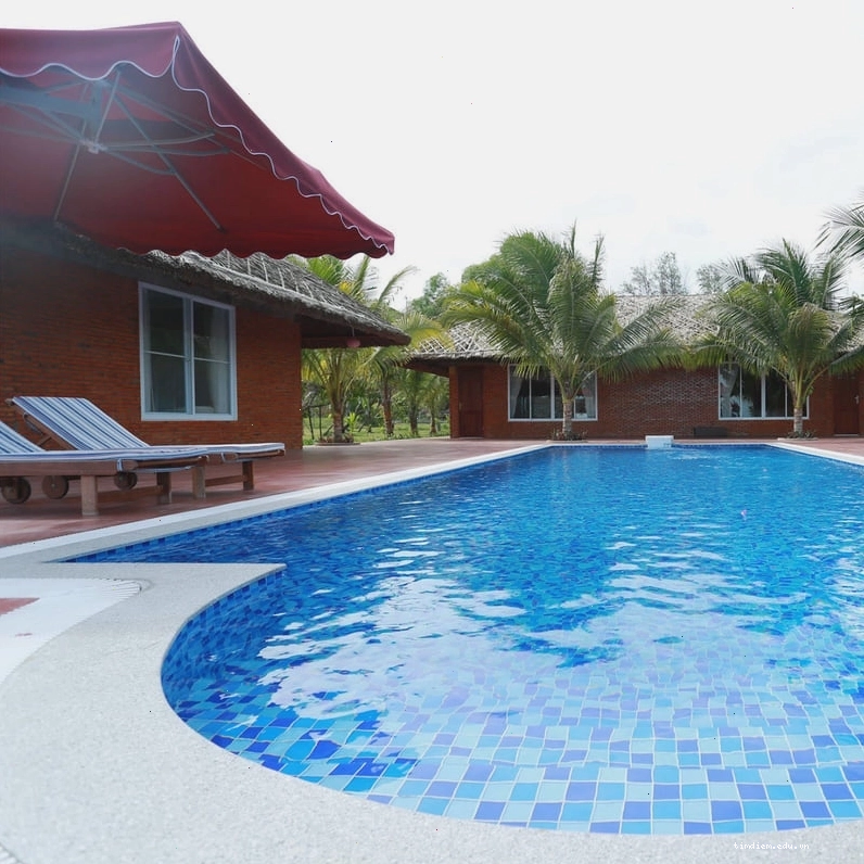 Bãi biển Mũi Né gần Suối Hồng Resort