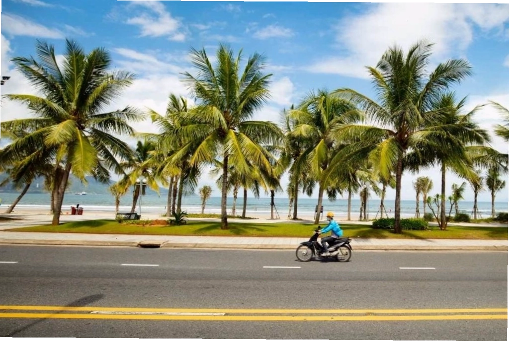 Bãi biển Non Nước Đà Nẵng dưới chân Ngũ Hành Sơn