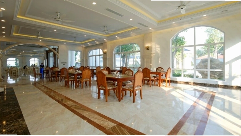 Bãi biển riêng tại Thiên Thanh Resort