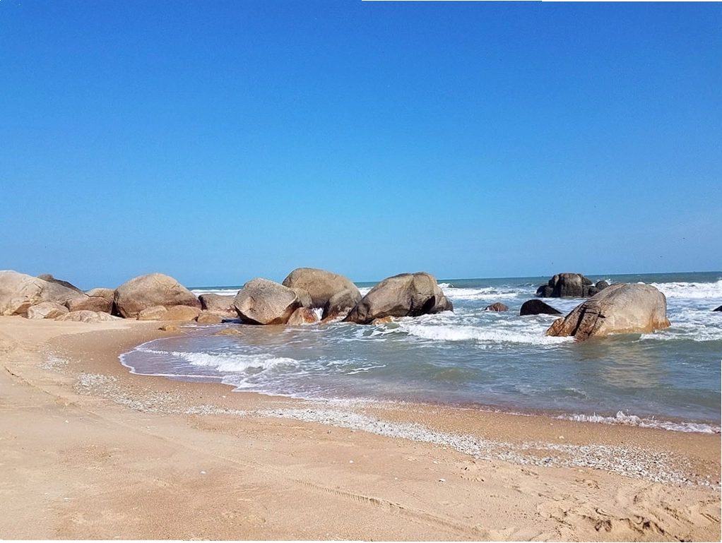 Bãi biển Suối Ồ Bà Rịa - Vũng Tàu với hai dòng nước mặn và ngọt đặc trưng