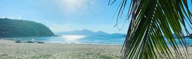 Bãi biển Tiên Sa Đà Nẵng: Vẻ đẹp hoang sơ tựa chốn bồng lai