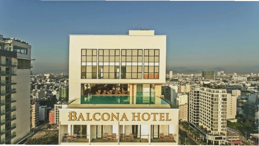 Balcona Hotel Da Nang với ban công rộng rãi
