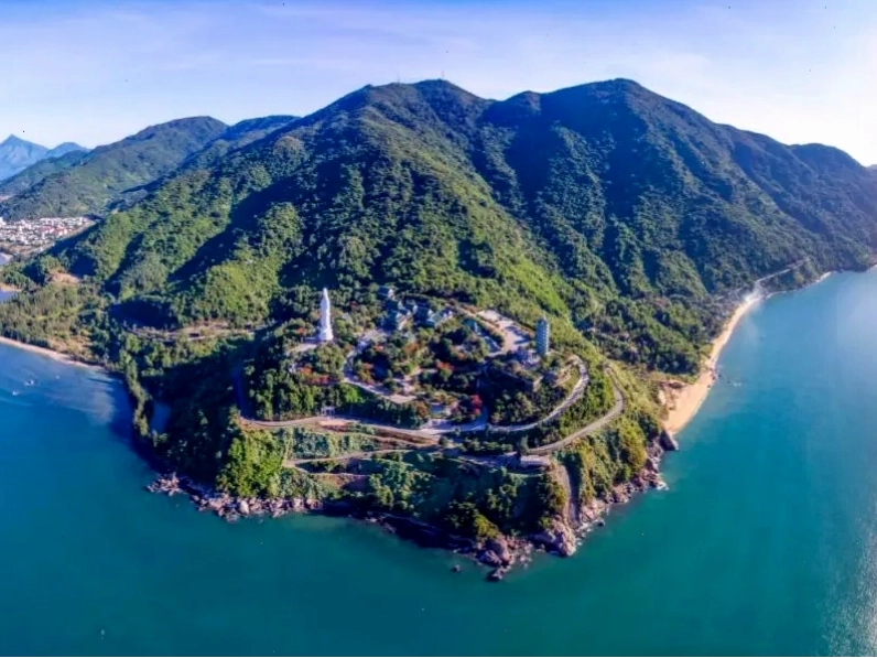 Bán Đảo Sơn Trà - lá phổi xanh của Đà Nẵng