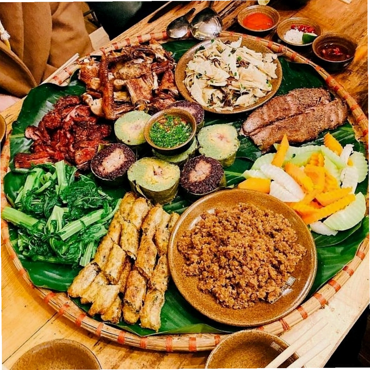 Bản làng người Mông yên bình giữa núi rừng Suối Giàng