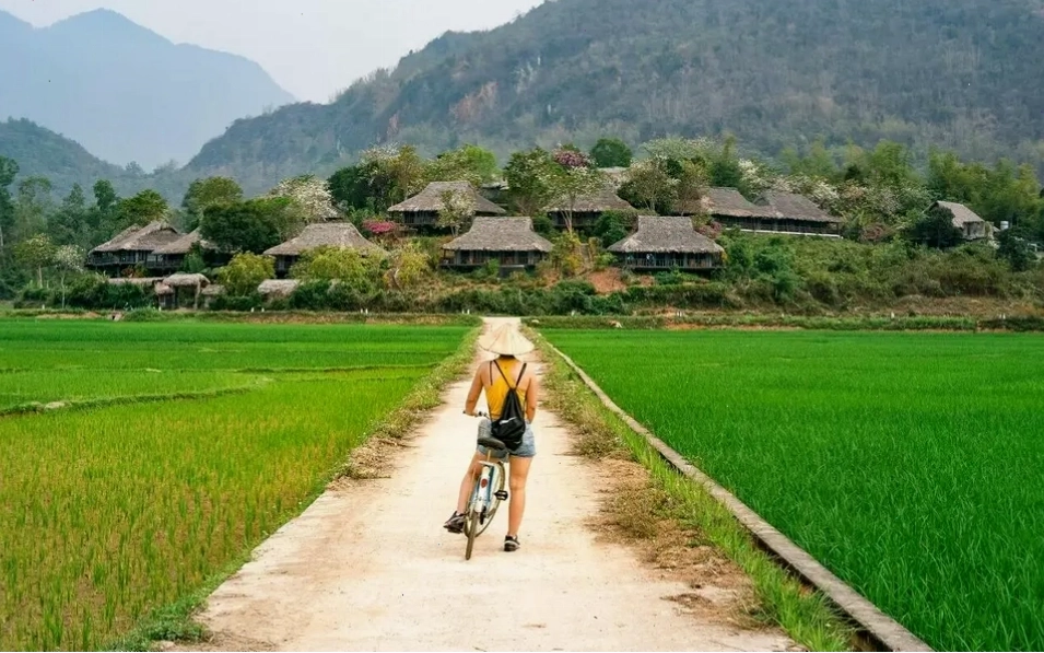 Bản làng người Thái ở Mai Châu thơ mộng, điểm du lịch Tây Bắc yên bình