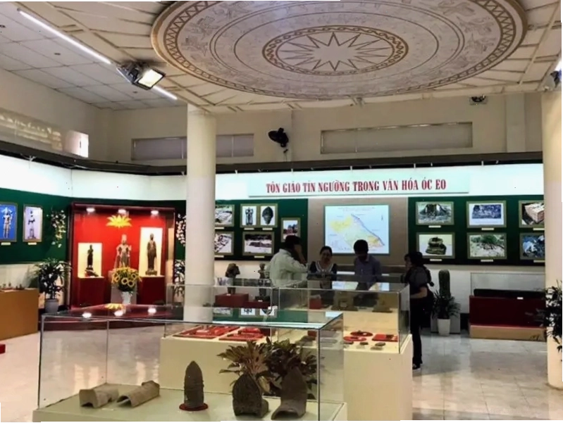 Bảo tàng Cần Thơ trưng bày nhiều hiện vật lịch sử và văn hóa