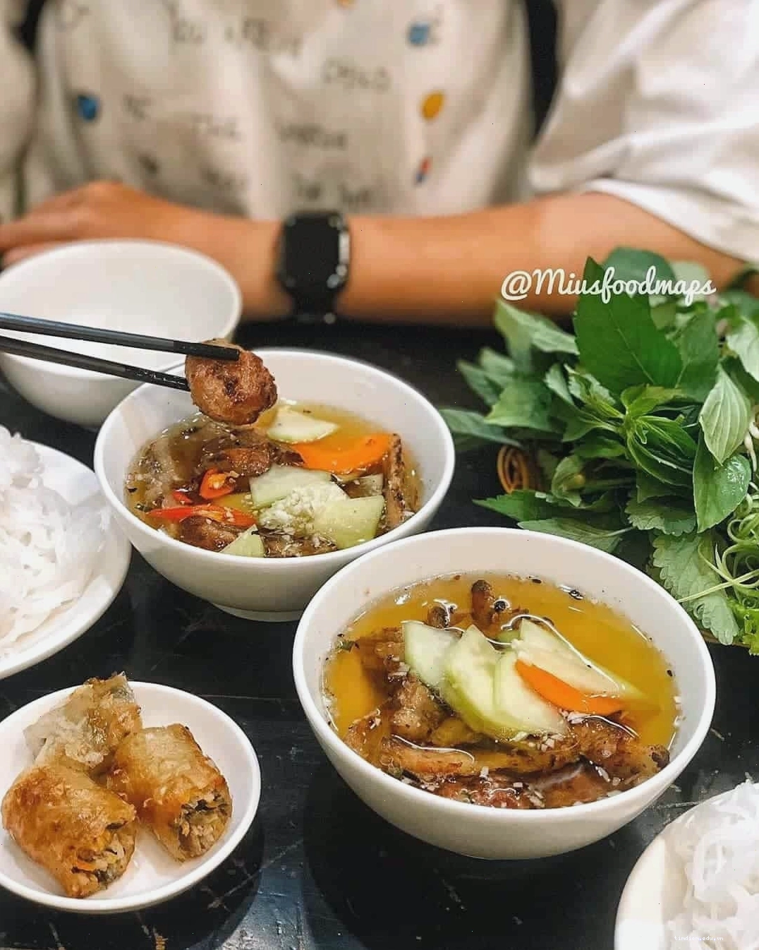 Bát bún chả thơm ngon, hấp dẫn đậm đà hương vị Phố cổ