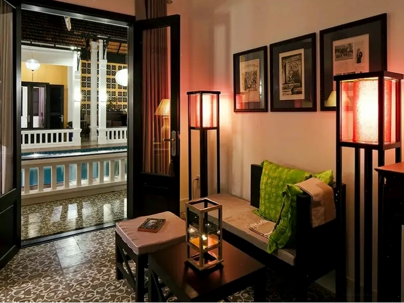 Bên trong không gian phòng khách cổ điển tại La Maison De Campagne