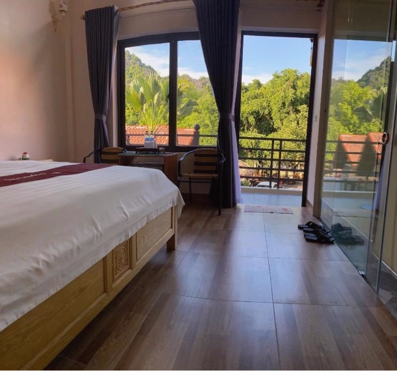 Bên trong phòng nghỉ Tam Coc Westlake Homestay với nội thất ấm cúng