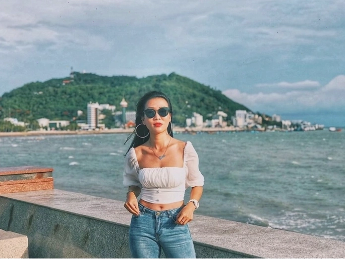 Biển Bãi Trước với vẻ đẹp quyến rũ.
