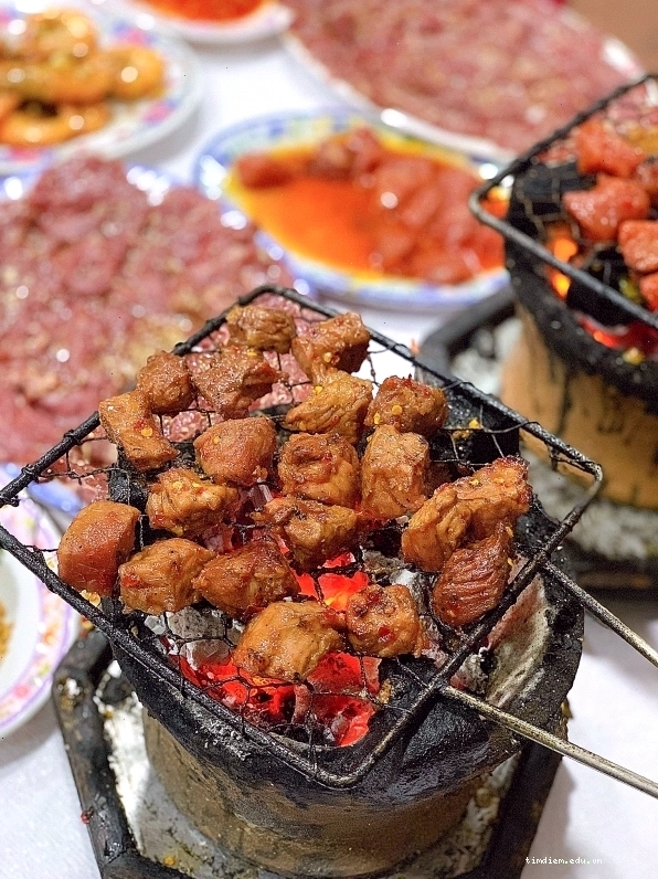 Biển hiệu Quán bò nướng Lạc Cảnh Nha Trang