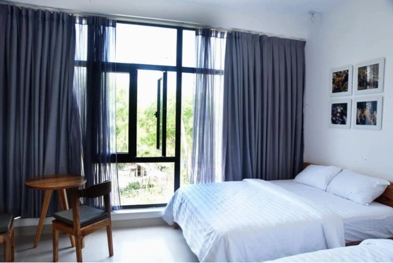Biển Xanh Homestay với phòng nghỉ rộng rãi, thoáng mát