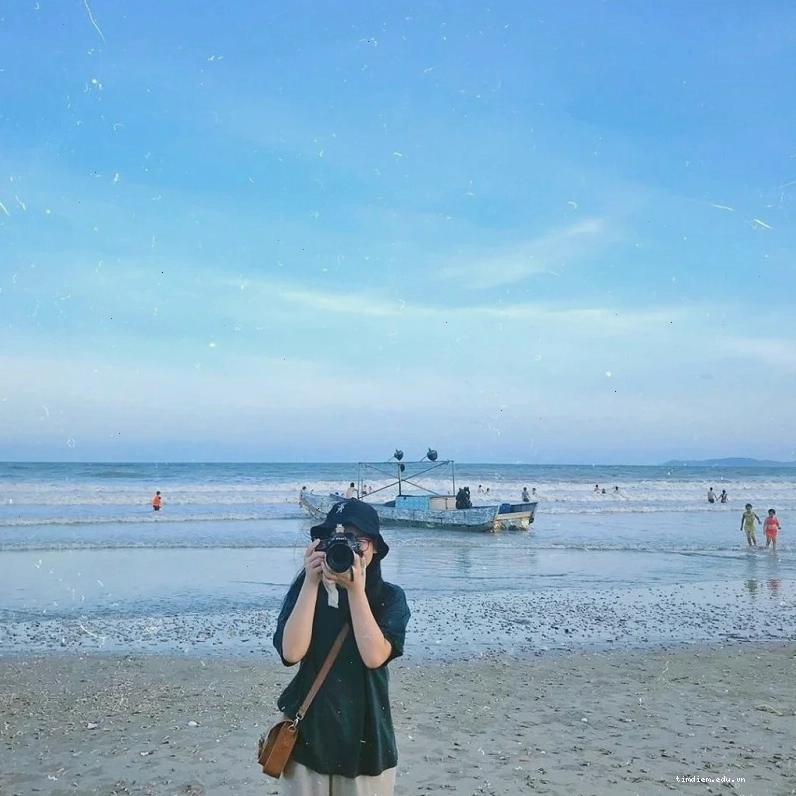 Bờ biển Quảng Nham thanh bình