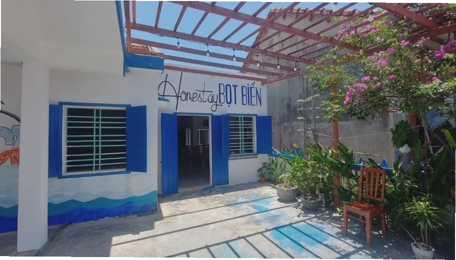 Bọt Biển Homestay Mũi Né với trang trí đầy màu sắc thu hút giới trẻ