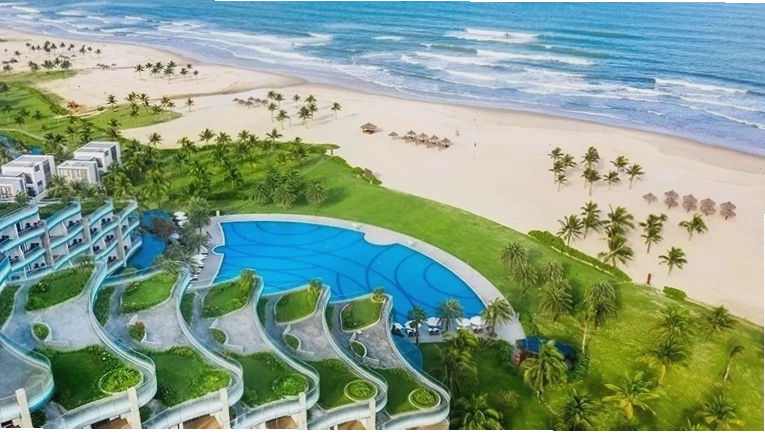 Bữa sáng buffet đa dạng tại Vinpearl Resort & Golf Nam Hội An