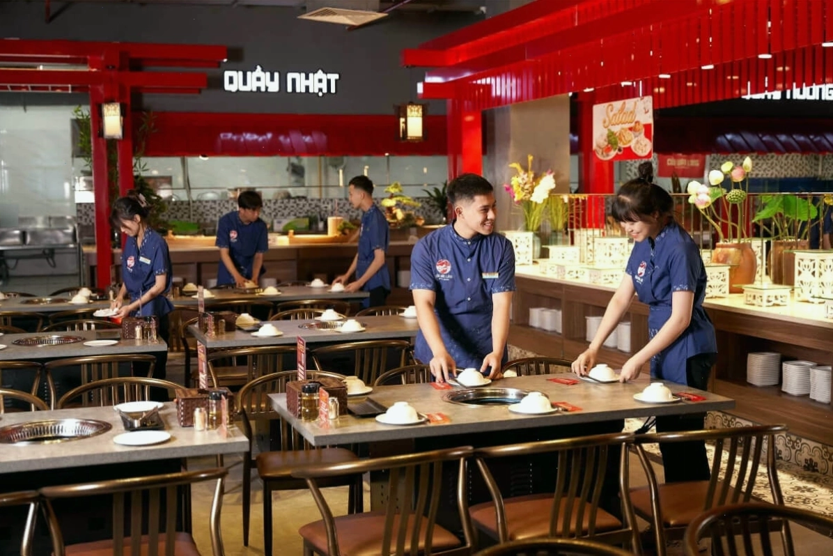 Buffet hải sản Cửu Vân Long với hàng trăm món ăn hấp dẫn