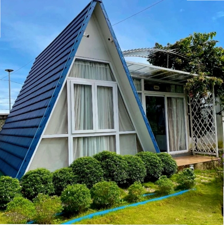 Bungalow hình tam giác độc đáo tại Homestay Tulip Garden