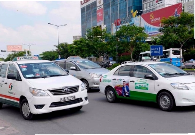 Các dòng xe phục vụ của Taxi Xuân Lộc