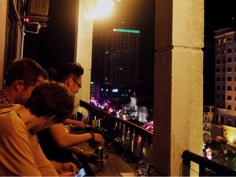 Các góc decor xinh xắn tại Nhà Chung Cafe