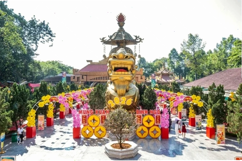 Các gói Combo tham quan và khám phá tại Suối Tiên
