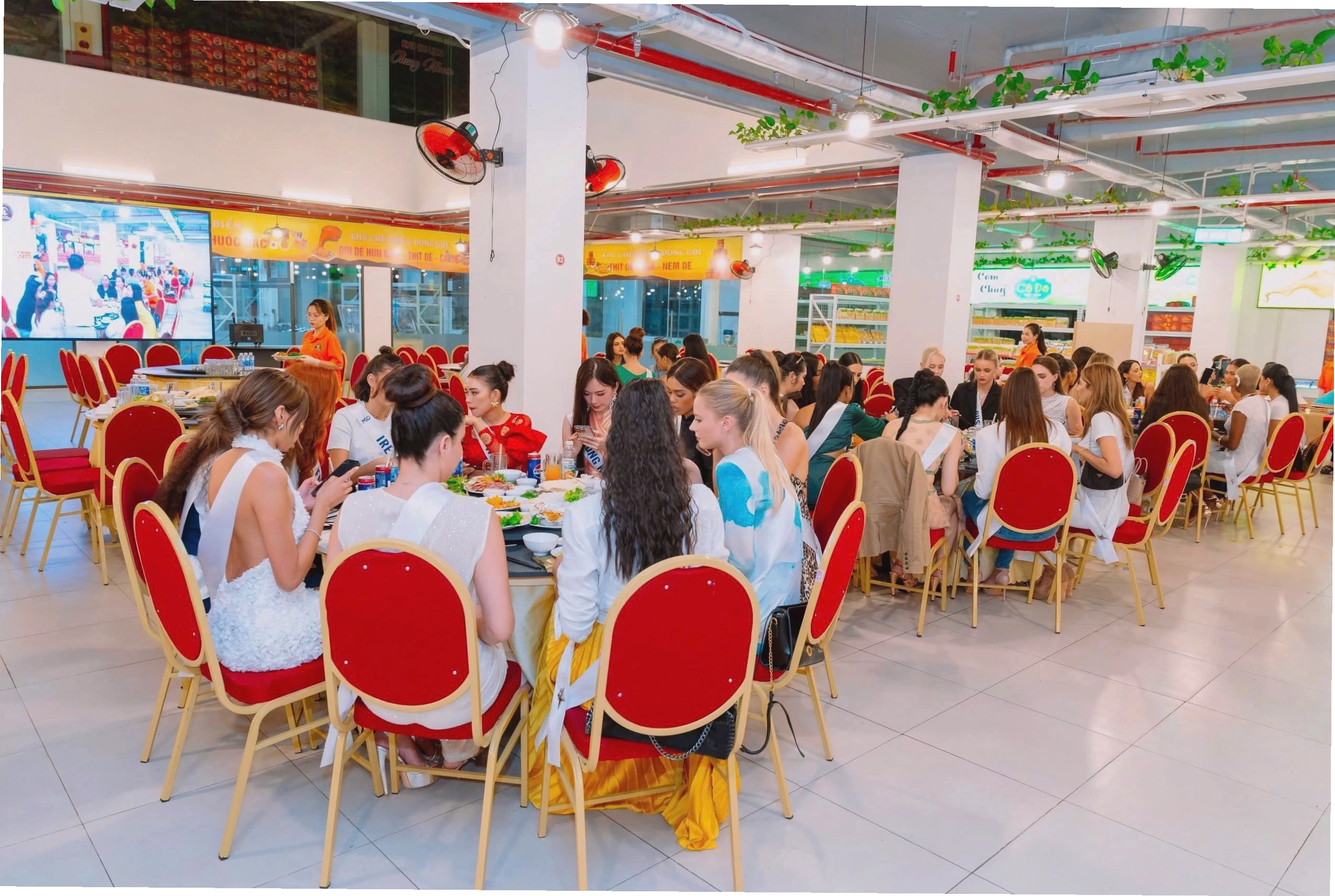 Các loại rau ăn kèm tươi ngon