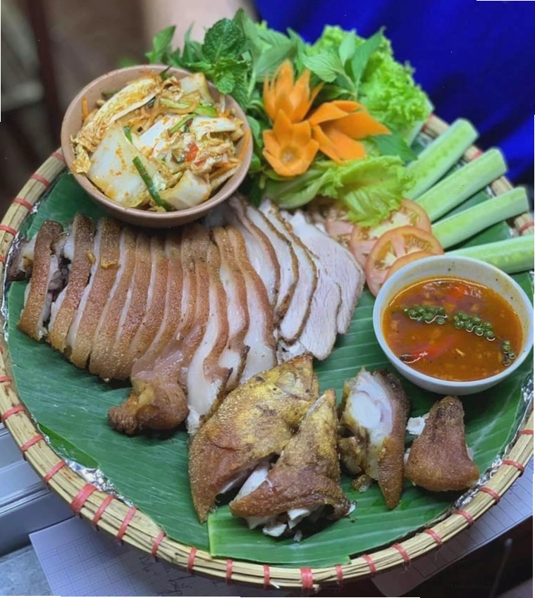 Các món ăn đặc sản tại nhà hàng Điền Trang Hoa Mai