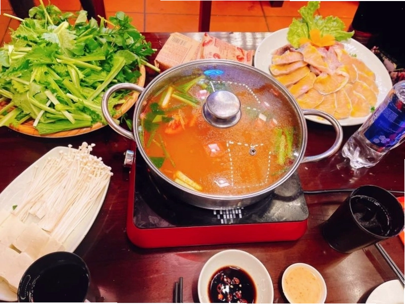 Các món ăn đặc sản tại Viet Deli – Món Ngon Tây Bắc
