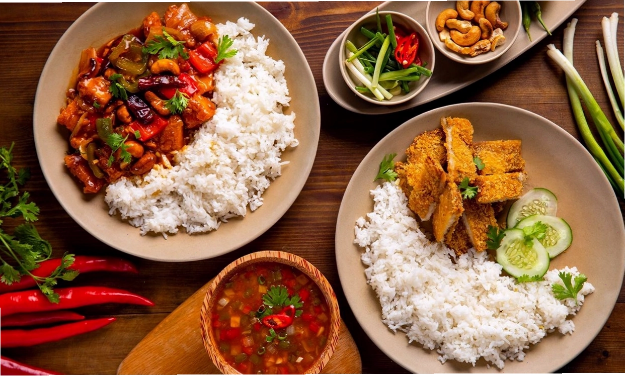 Các món chay và món dùng thêm tại Thai Market
