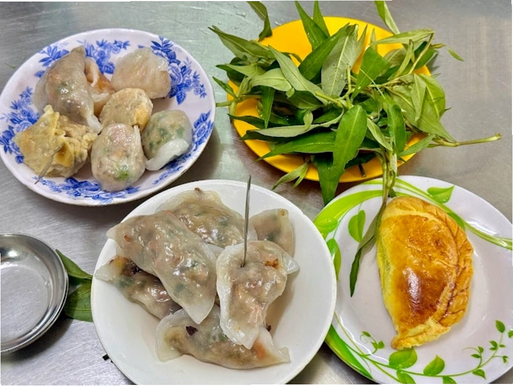 Các món dimsum bình dân nhưng chất lượng tại quán Minh Ký