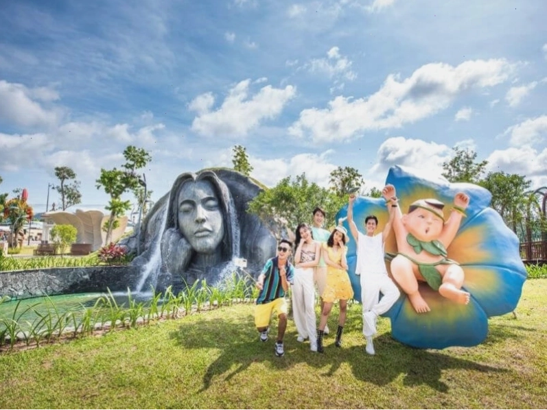 Các tác phẩm điêu khắc nghệ thuật sắp đặt tại Công viên Urban Park