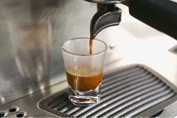 Cách chiết xuất cà phê espresso