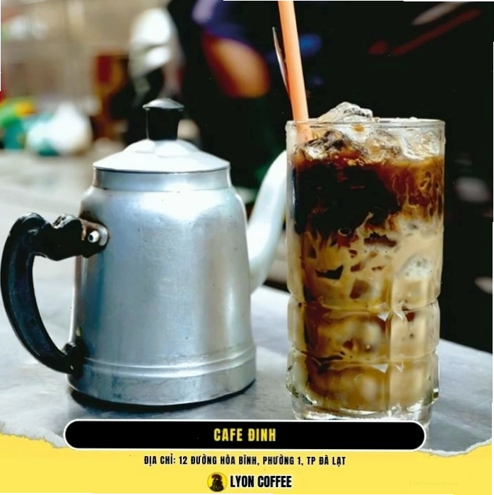Cafe Đinh Đà Lạt với không gian ấm cúng