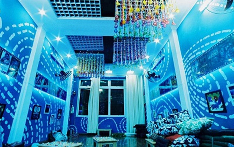 Cafe phim: Trải nghiệm độc đáo hay 'nhà nghỉ mini' thời hiện đại?