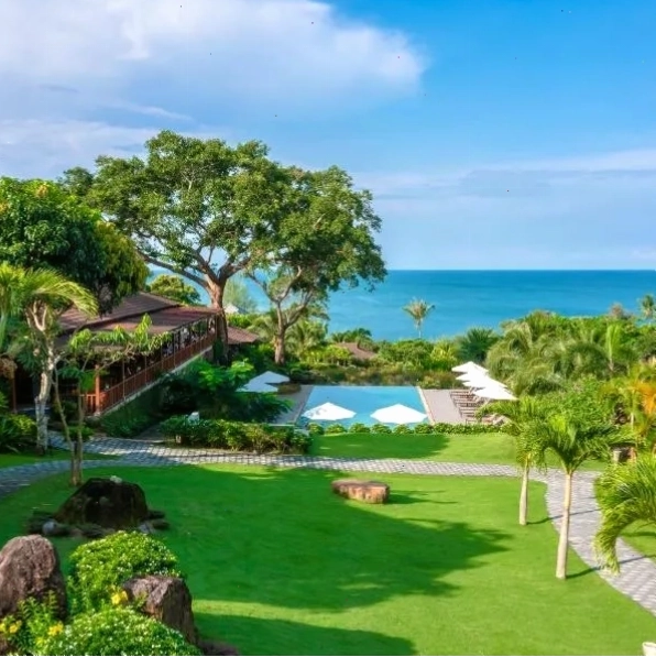 Camia Resort & Spa với bể bơi riêng và tầm nhìn đẹp