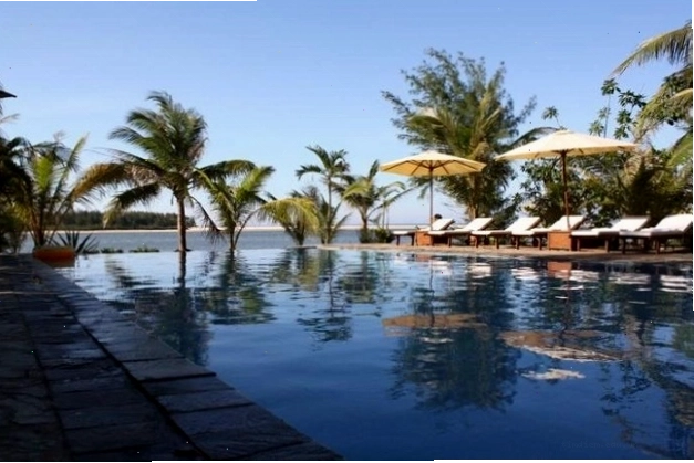 Cận cảnh một góc yên bình tại Le Domaine De Tam Hai Resort