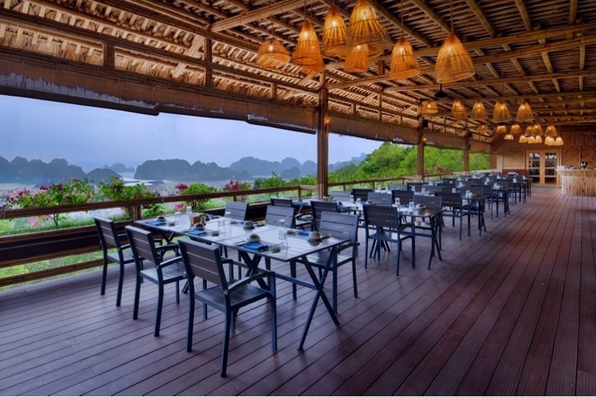 Cận cảnh một món hải sản tươi ngon tại Hương Biển