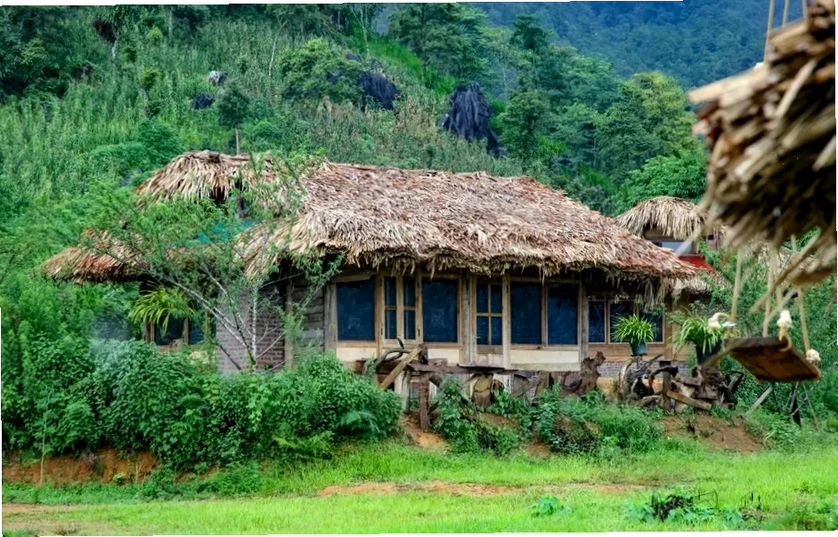 Cảnh đẹp thiên nhiên nhìn từ bản Sin Suối Hồ