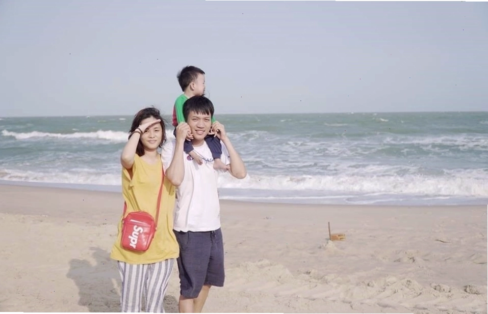 Cảnh hoàng hôn lãng mạn trên Biển Phước Hải