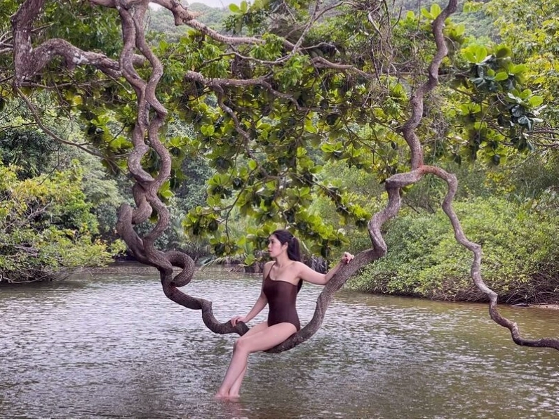 Cảnh hoàng hôn tuyệt đẹp tại Bãi Suối Nóng Côn Đảo