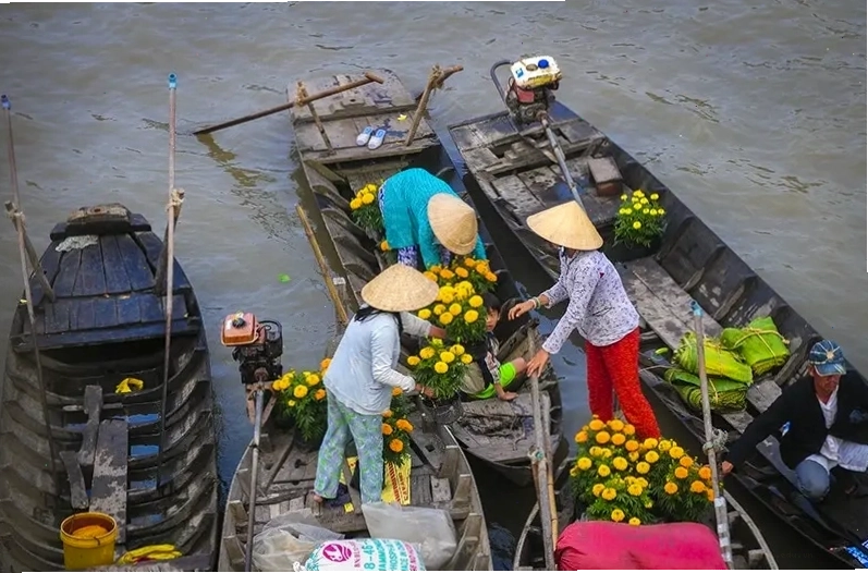 Cảnh quan chợ nổi Trà Ôn Vĩnh Long