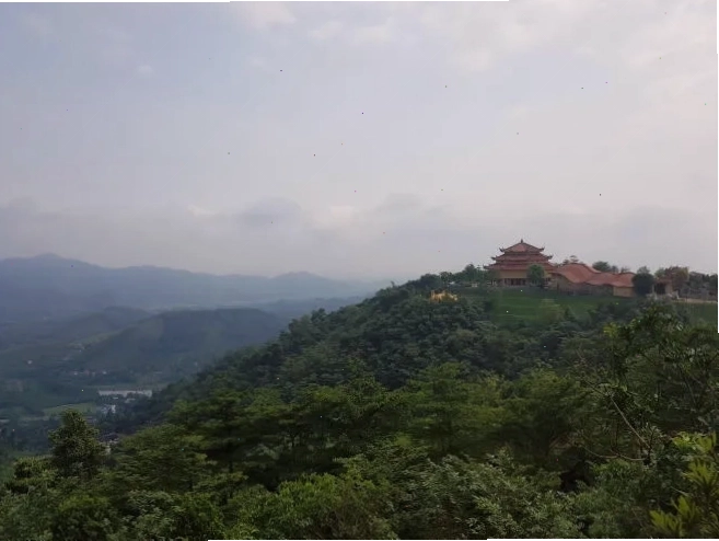 Cảnh quan Thác Bạc Suối Sao