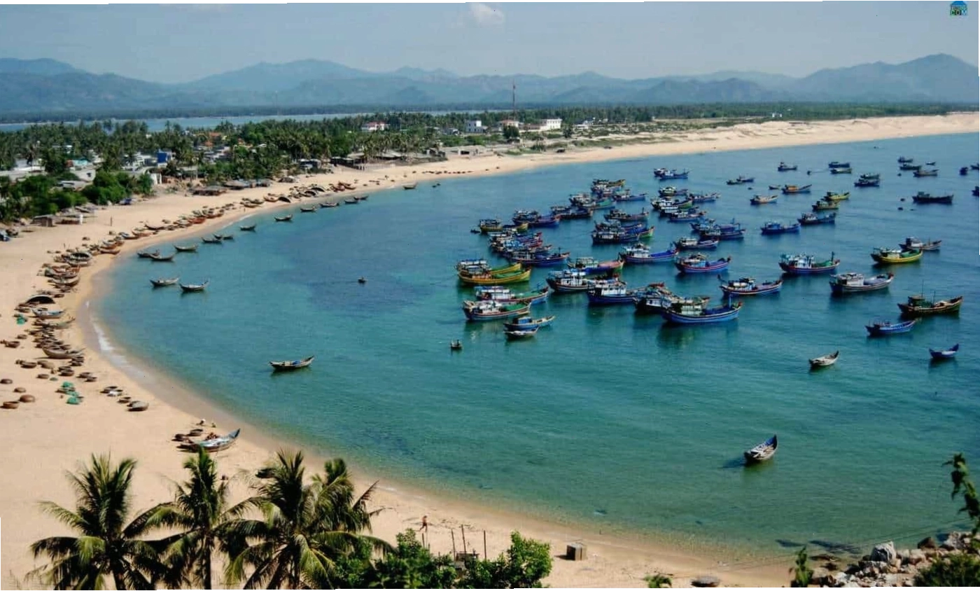 Cảnh quan thiên nhiên bao la tại biển Xuân Hải, Hà Tĩnh